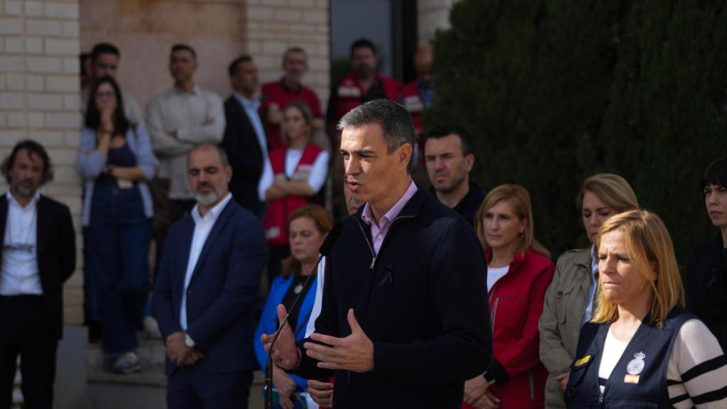 Pedro Sánchez y Pilar Bernabé el pasado 31 de octubre en el CECOPI. Jorge Gil/Europa Press