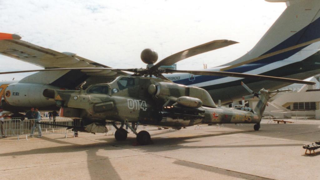 Aeronave Mi-28 expuesta en el año 97 en París.