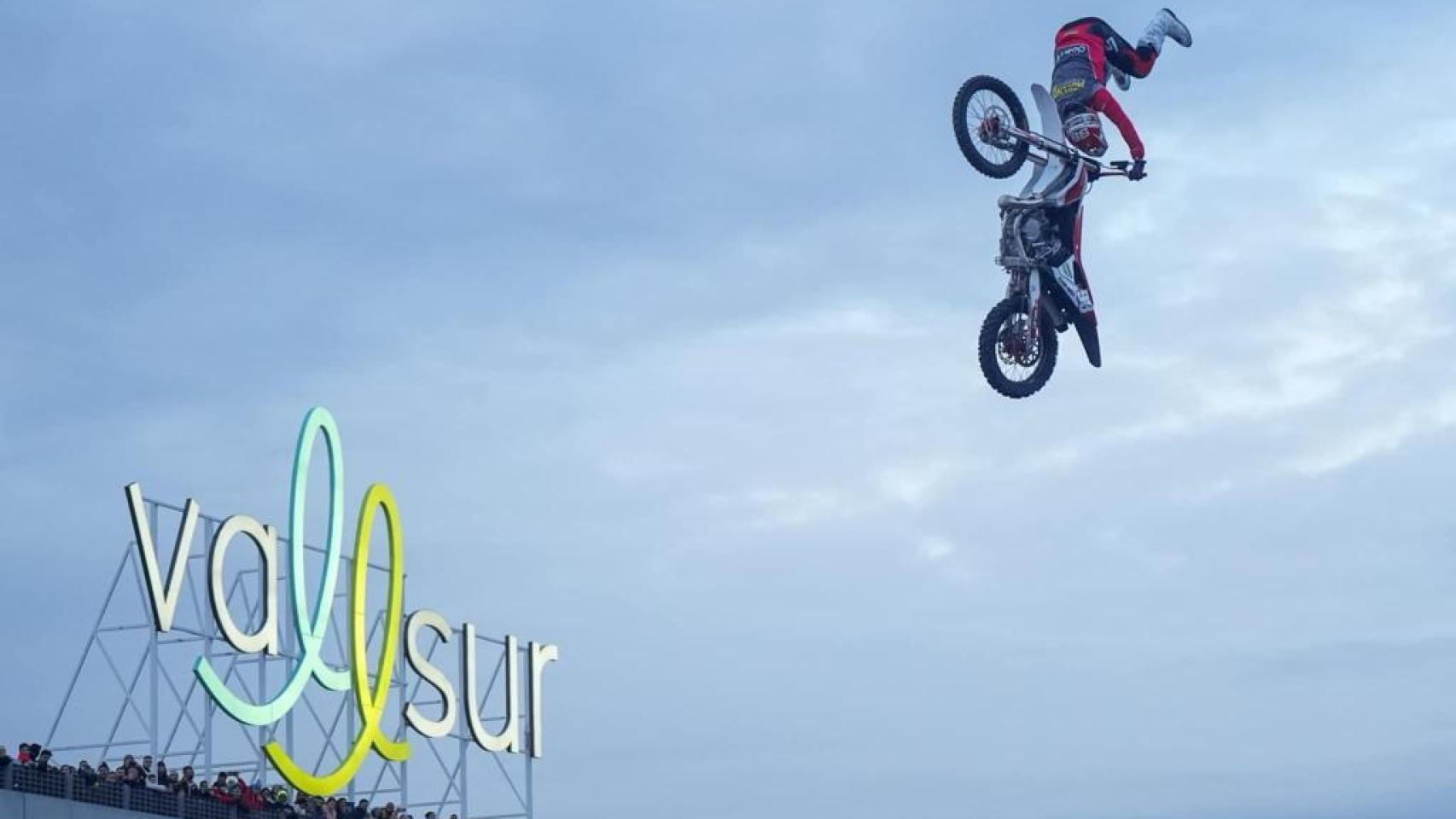 Show de Freestyle Motocross en Vallsur