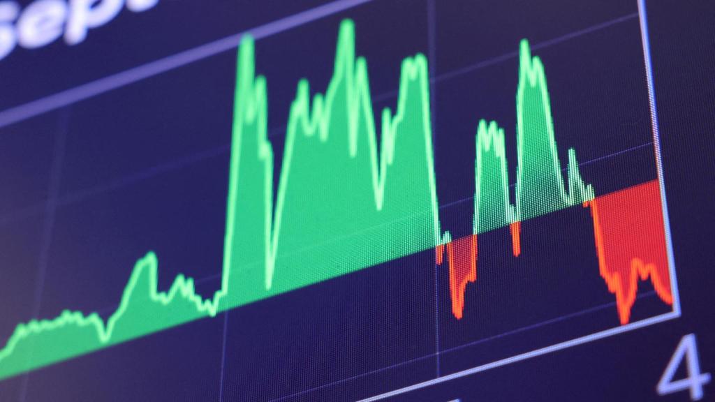 Un gráfico muestra la evolución del Dow Jones en la Bolsa de Valores de Nueva York (NYSE).