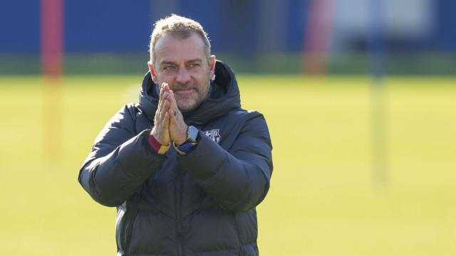 Hansi Flick, en un entrenamiento del FC Barcelona