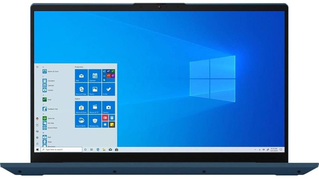 Un ordenador portátil con Windows 10