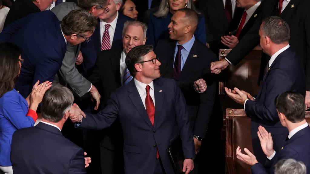 Mike Johnson, el reelegido presidente de la Cámara de Representantes.