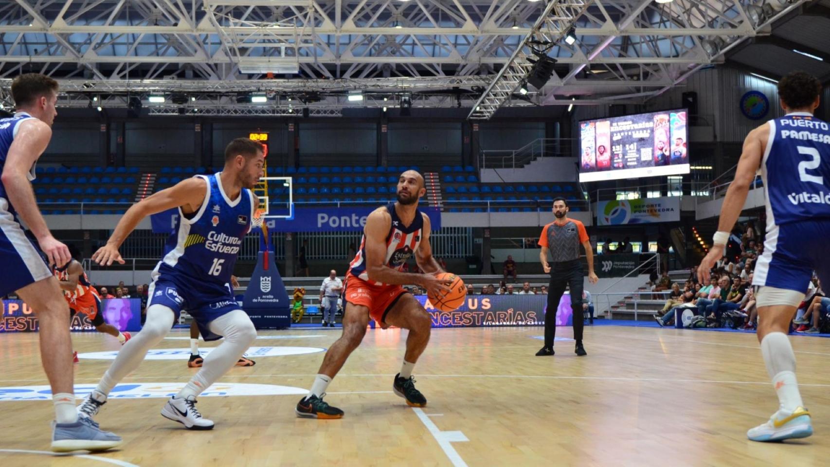 Basquet Coruña - Valencia Basket de pretemporada