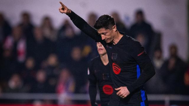 El Barça no da lugar a la sorpresa y trunca un nuevo hito del Barbastro en Copa del Rey