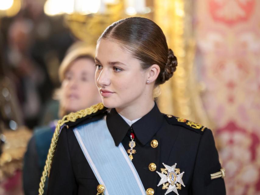 La princesa Leonor ha presidido junto a sus padres su segunda Pascua Militar.