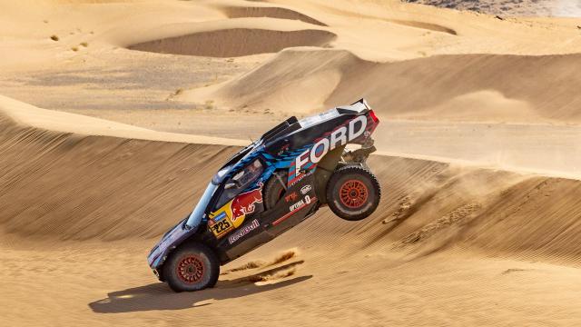 Carlos Sainz, durante la etapa de 48 horas del Dakar 2025