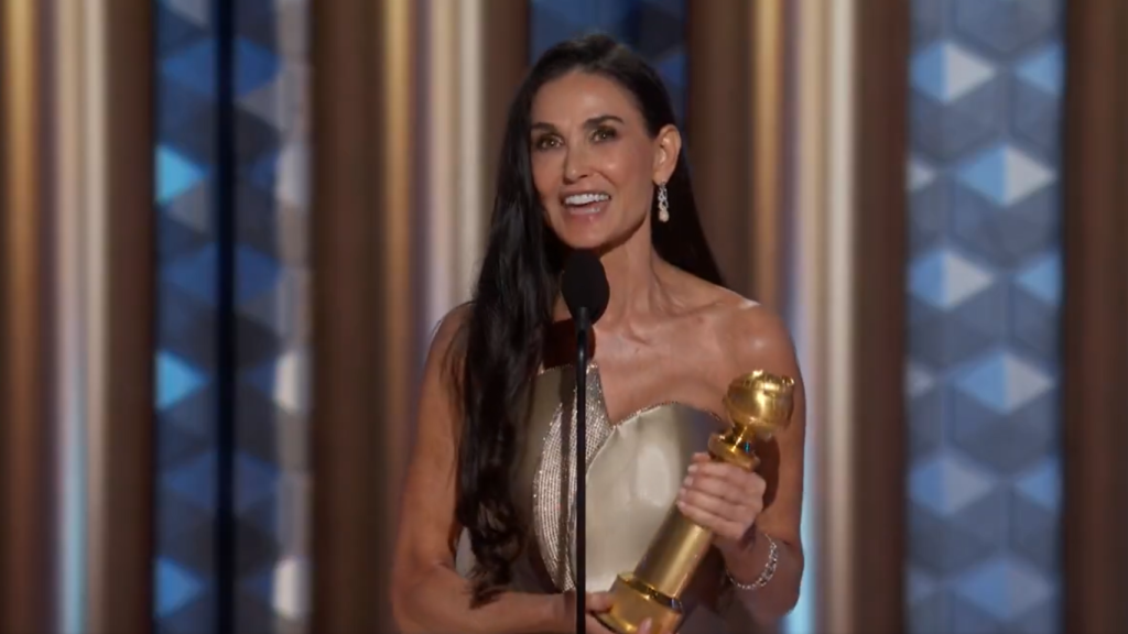 Demi Moore, ganadora al premio a la mejor actriz de comedia o musical por 'La sustancia'