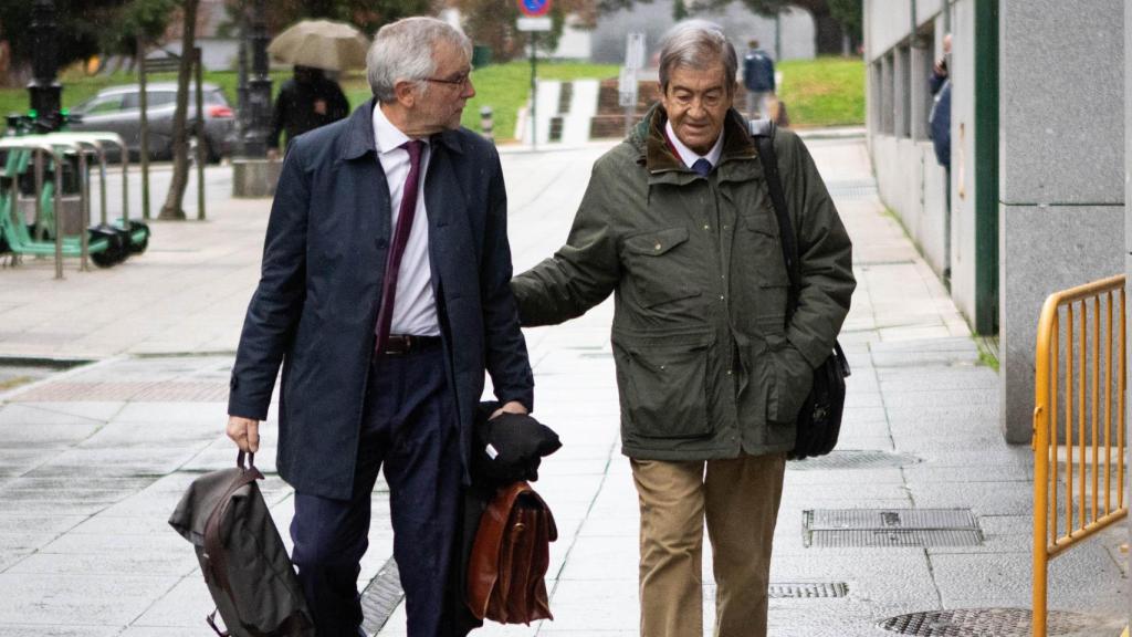 Cascos, a su llegada a la Audiencia Provincial de Oviedo.