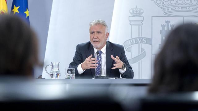 El ministro de Política Territorial y Memoria Democrática, Ángel Víctor Torres, durante una rueda de prensa posterior al Consejo de Ministros.