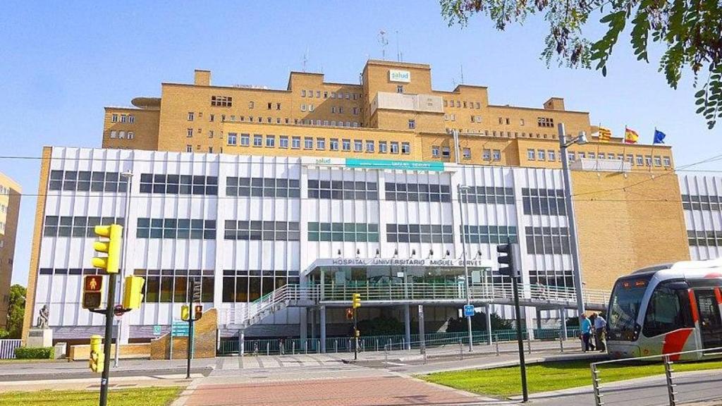 Exterior del hospital Miguel Servet de Zaragoza.