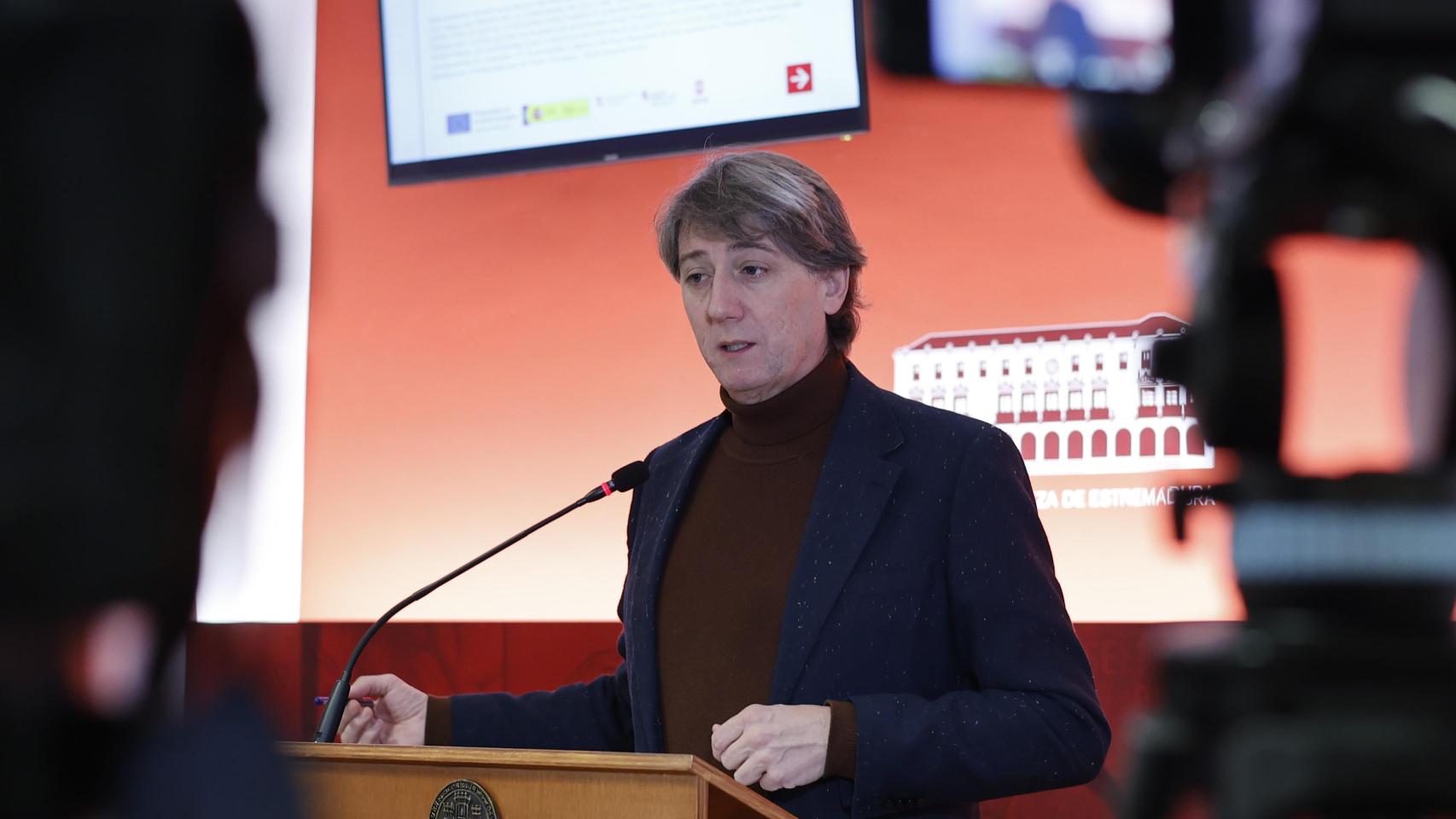 Rueda de prensa de Carlos Martínez, en una foto de archivo