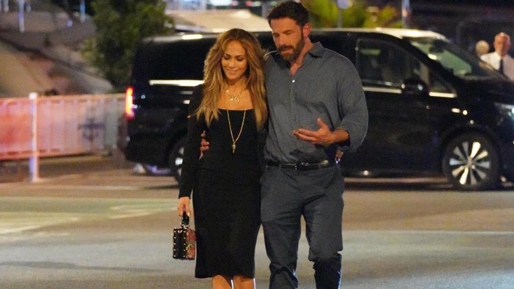 Jennifer Lopez y Ben Affleck en una imagen captada en Francia en 2021.