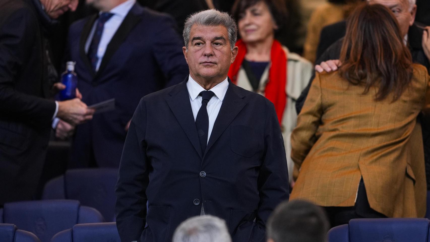 Joan Laporta, en el palco presidencial del Santiago Bernabéu