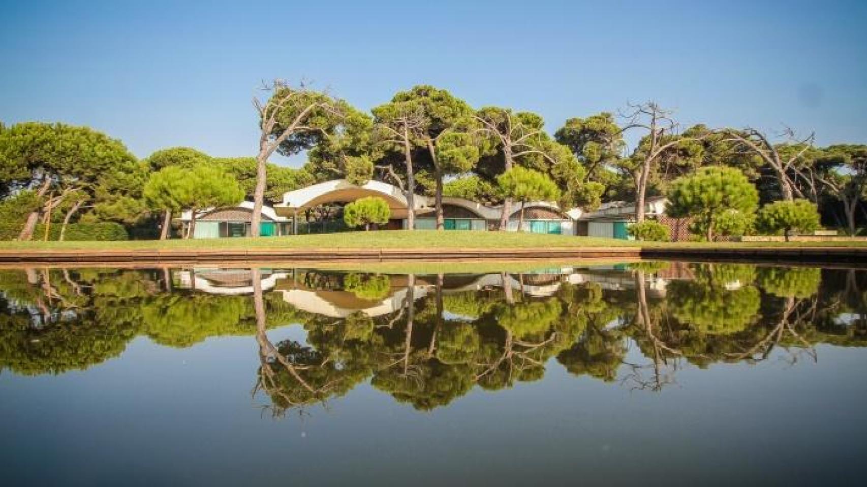 Casa Gomis, en el paraje protegido de La Ricarda, en el Delta del Llobregat. Foto: Turismo del Prat de Llobregat