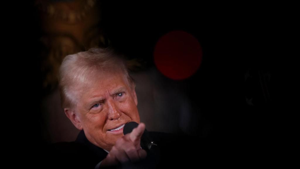 El presidente electo, Donald Trump, en una rueda de prensa este martes en su residencia de Mar-a-Lago, en Florida.