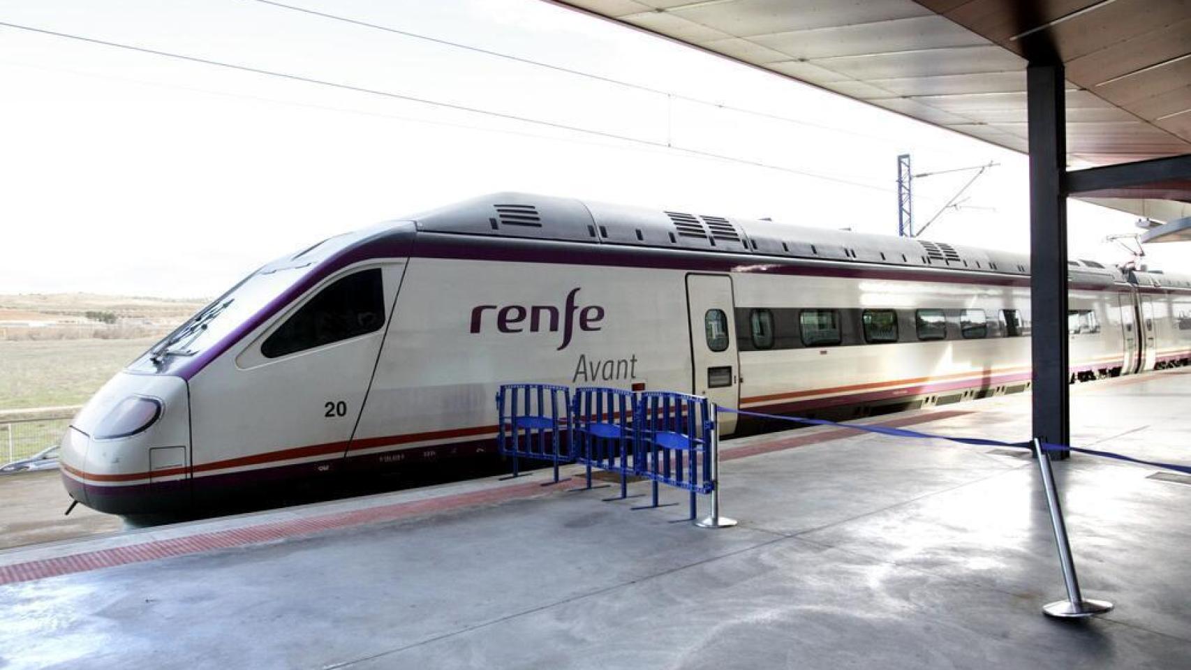 Ocho Avant Madrid-Toledo por sentido prolongarán su viaje hasta Talavera si la estación se mantiene en Santa Bárbara.