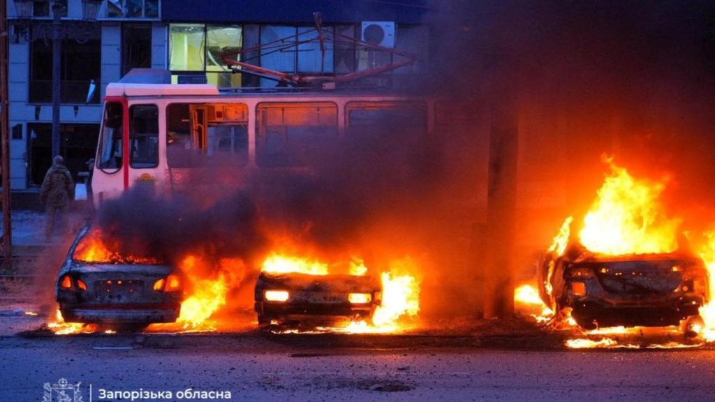 Un nuevo ataque ruso con bombas aéreas guiadas sobre Zaporiyia deja al menos 13 personas muertas