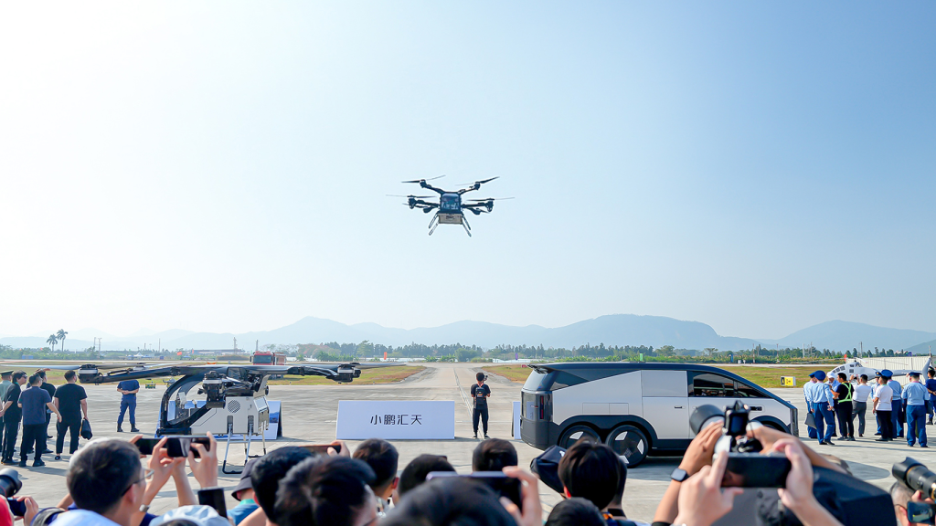 Prueba del primer vuelo tripulado del coche de Xpeng Aeroht