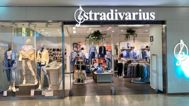 Tienda de Stradivarius.