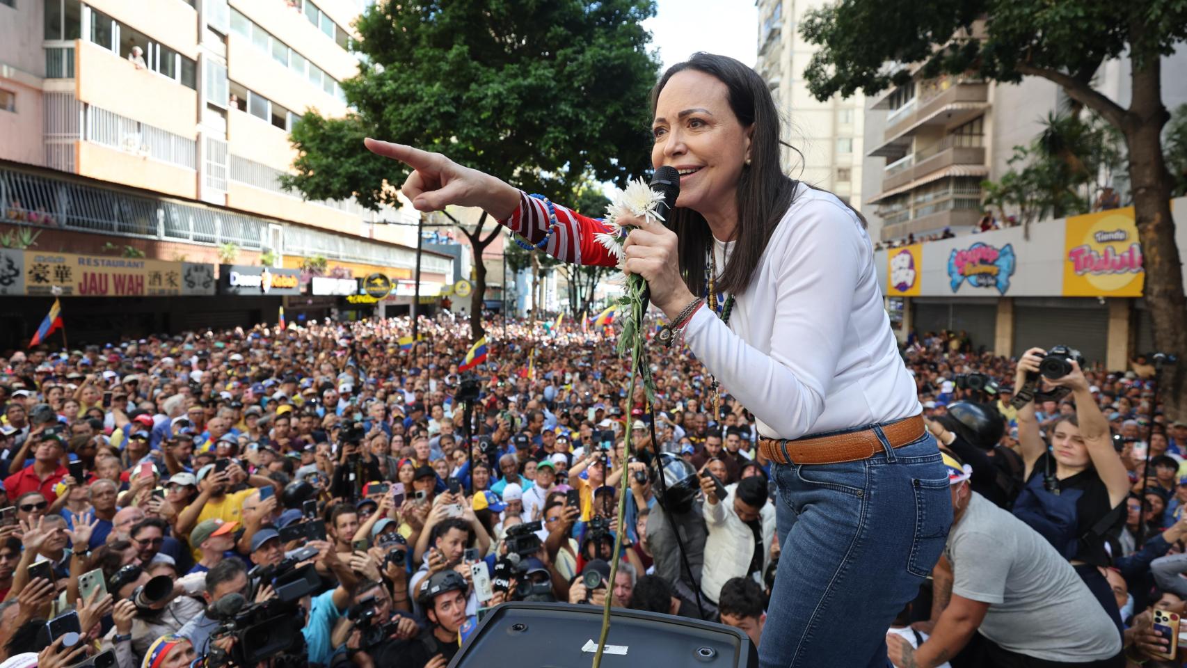 Manifestación por Venezuela, en directo | María Corina Machado reaparece el día antes de la toma de posesión presidencial para encabezar la manifestación en Caracas