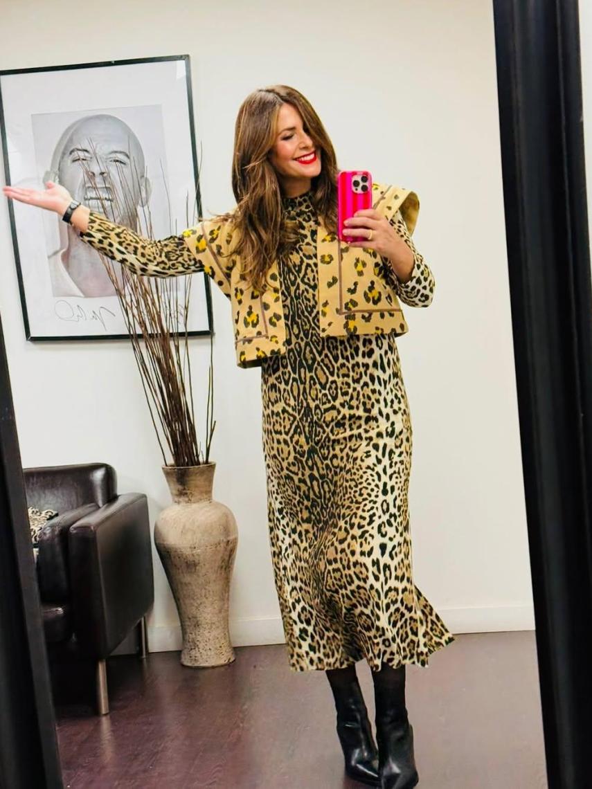 Nuria Roca con look animal print