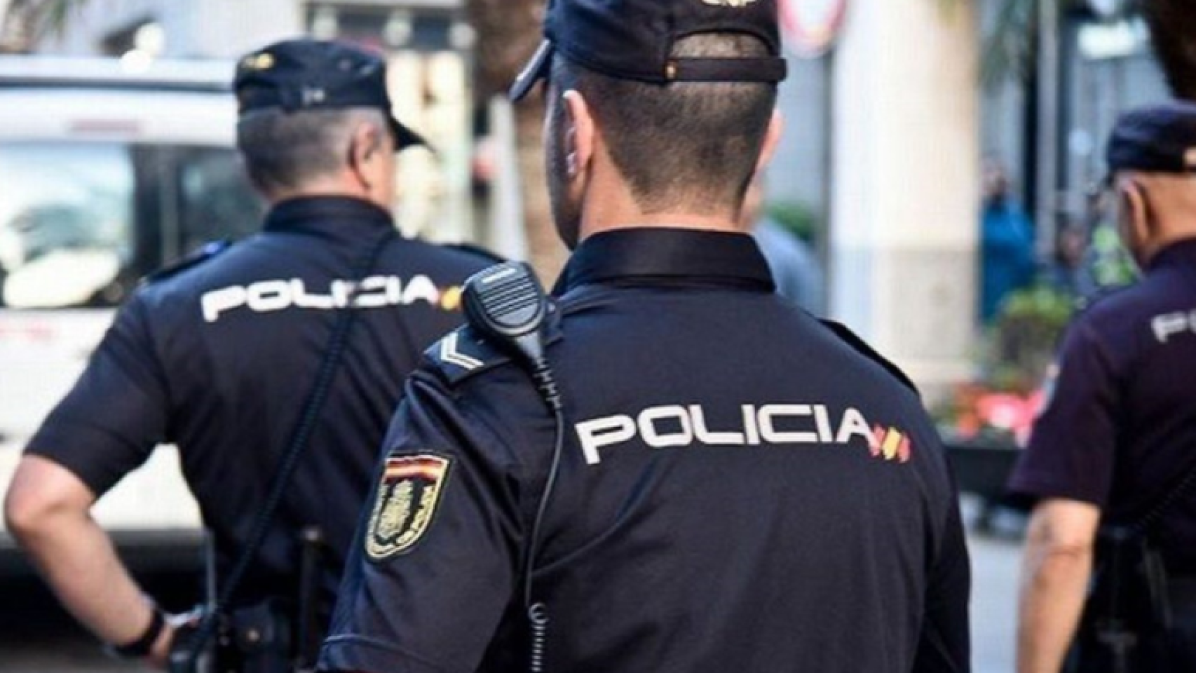 Detenido por dar una paliza a un hombre y atropellar a una mujer en presencia de su hijo de 2 años en Valladolid