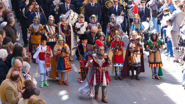 Las fiestas de Moros y Cristianos de Alcoy son las más veteranas como Interés Turístico Internacional, junto a Elche.