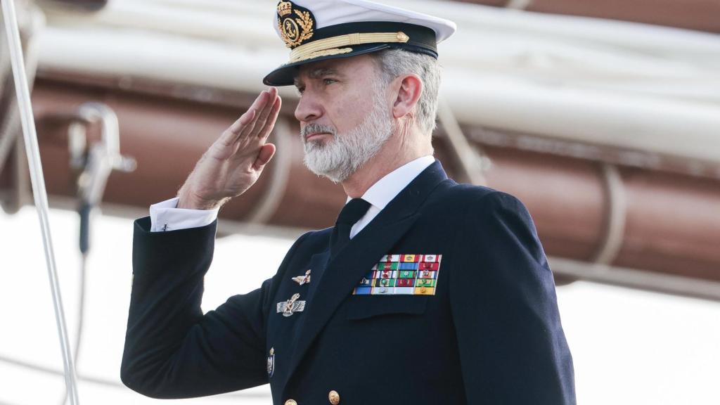 El rey Felipe VI durante el acto de embarque de su hija Leonor