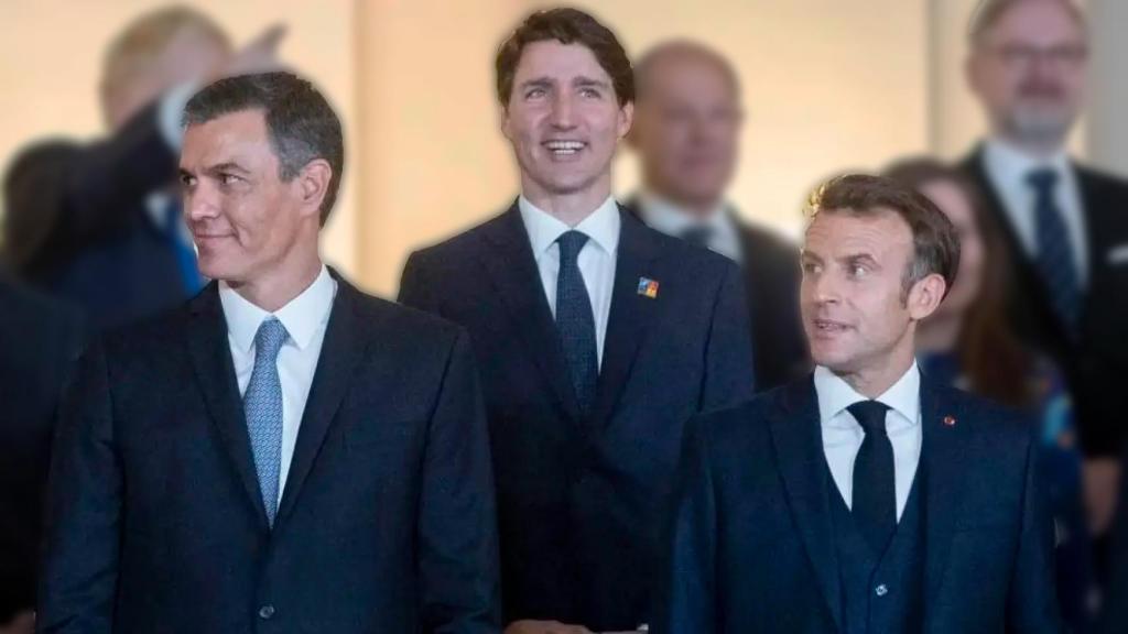 Pedro Sánchez, Justin Trudeau y Emmanuel Macron en la cumbre de la OTAN celebrada en Madrid en 2022.