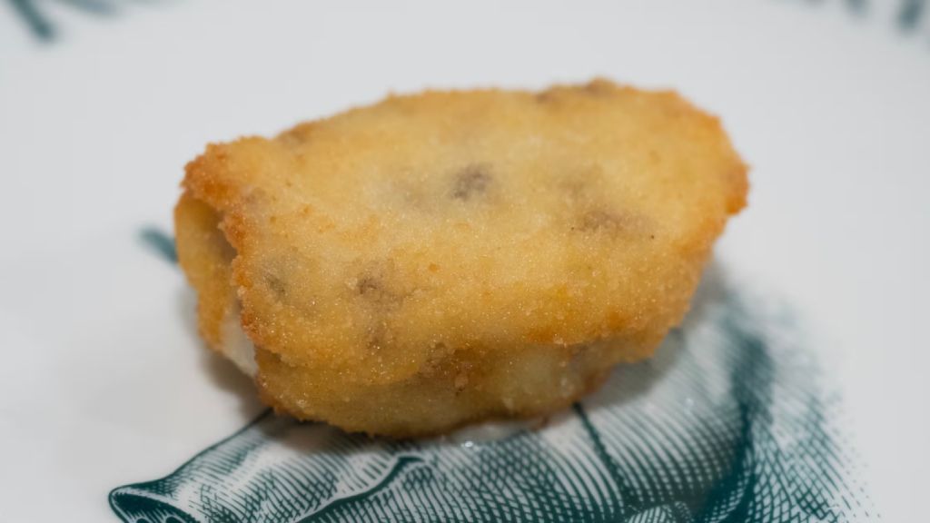 La croqueta ganadora de Carlos Griffo.