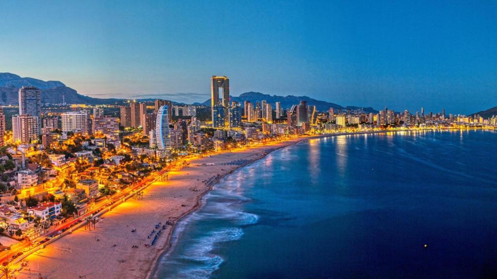 Playa de Poniente de Benidorm.