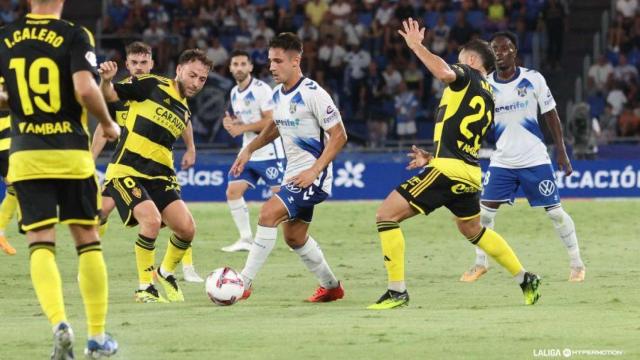 Imagen del partido de ida entre el Tenerife y el Real Zaragoza.