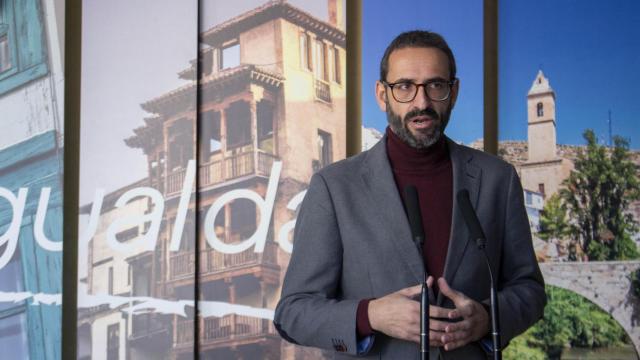 Sergio Gutiérrez, secretario de Organización del PSOE de Castilla-La Mancha, ha presentado los pormenores del XIII Congreso del PSOE de Castilla-La Mancha del que saldrá reforzado el liderazgo de Emiliano García-Page.