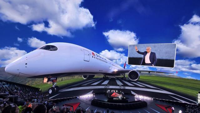 Ed Bastian CEO de Delta, en la Esfera de Las Vegas.