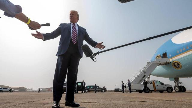 Donald Trump, en un aeropuerto en California (Estados Unidos).