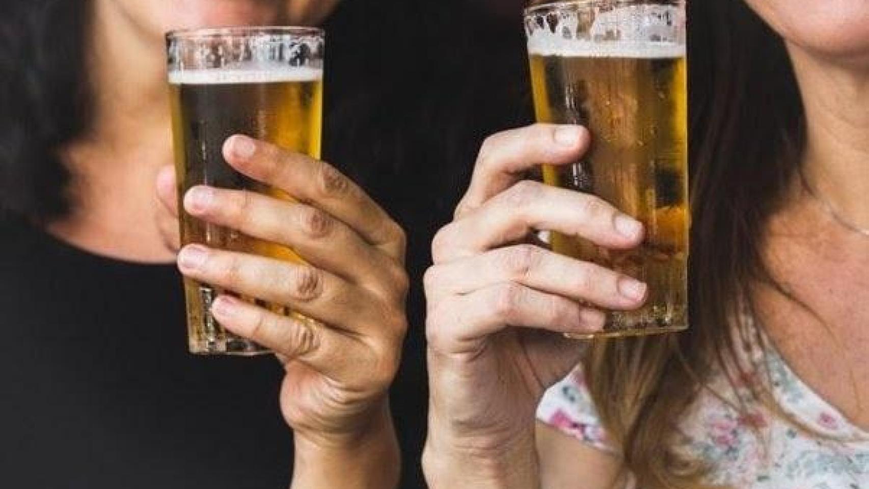 ビール、コーヒー、映画に最も多くを費やしているスペイン人は次のとおりです。
