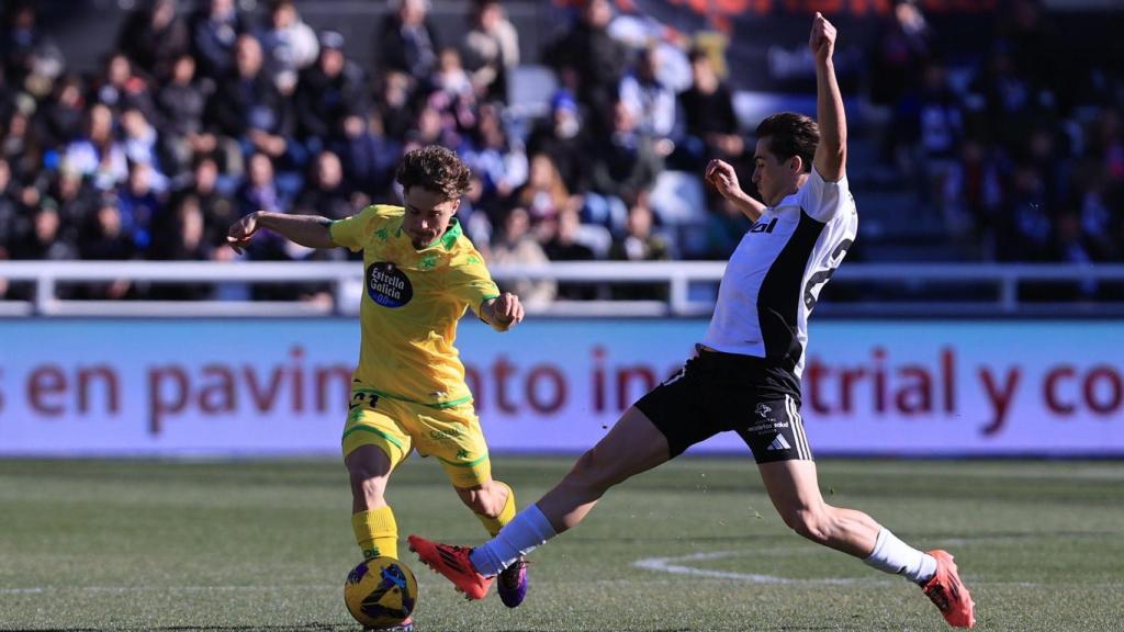 Mario Soriano fue el autor del gol de la victoria del Dépor en Burgos.