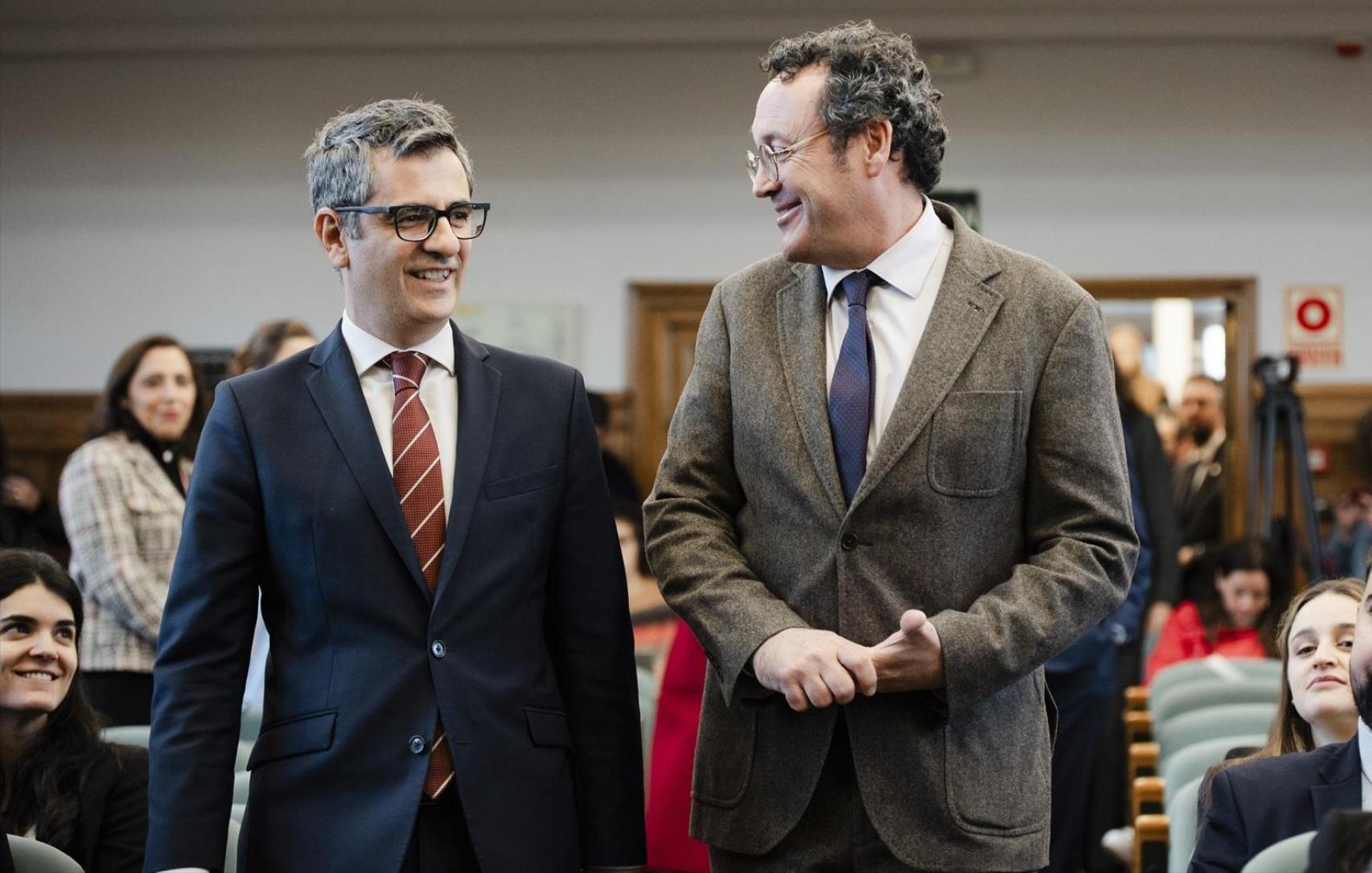 El ministro de la Presidencia, Félix Bolaños, junto al fiscal feneral del Estado, Álvaro García Ortiz, en el Centro de Estudios Jurídicos.