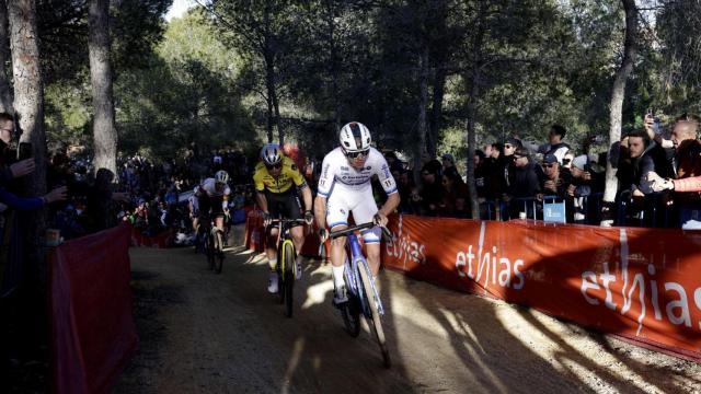 Nys a la cabeza en un momento de la carrera.