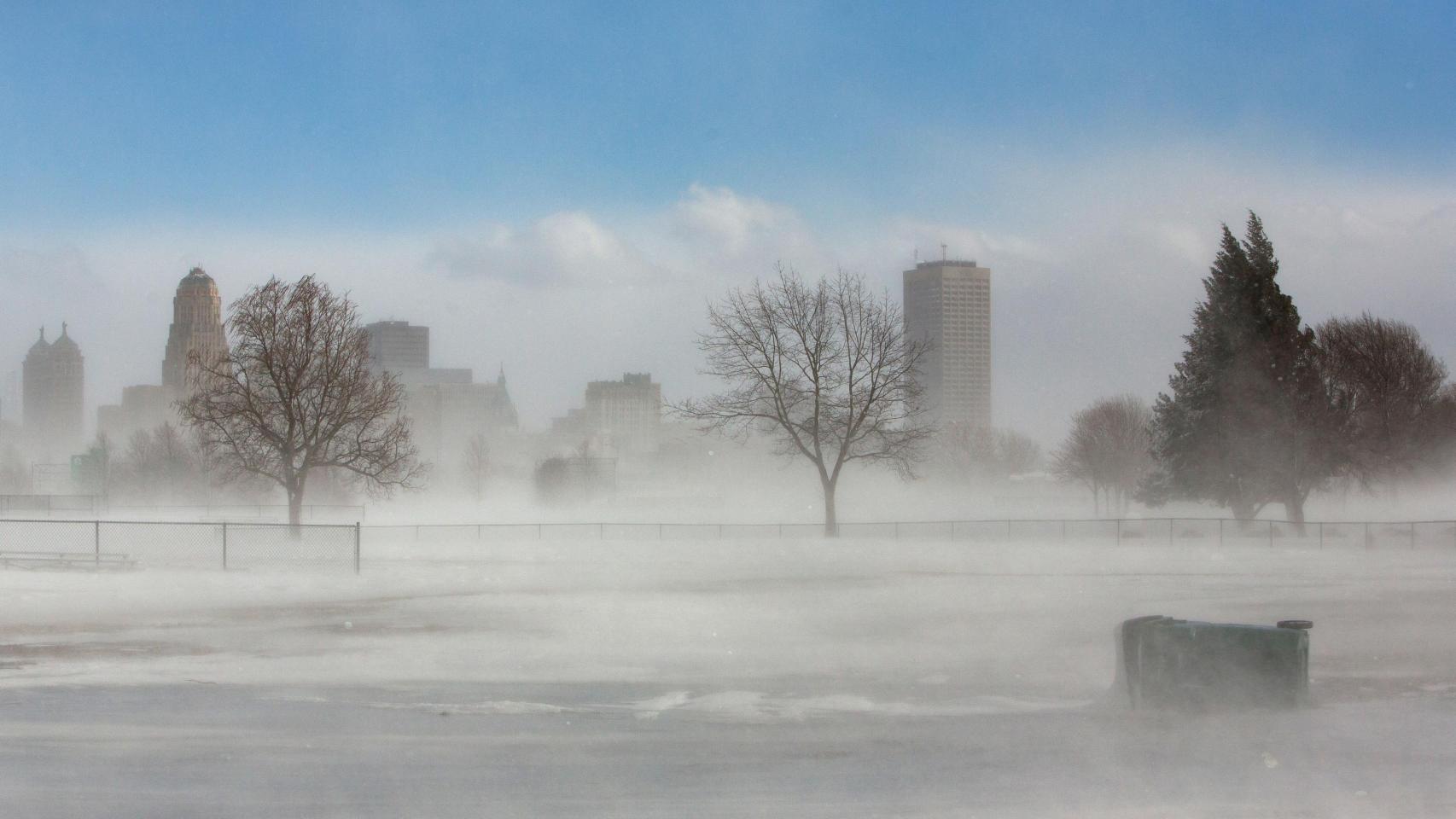 Así es Enzo, la gran tormenta de nieve en EEUU que frustra la ceremonia de inauguración de Trump y congela hasta Florida