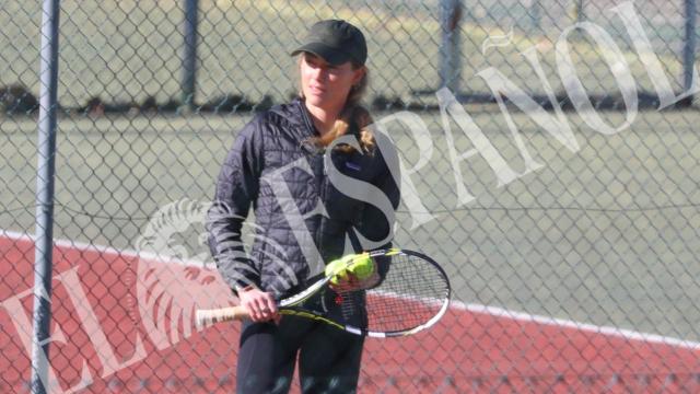 Amber Heard, en el Centro Deportivo La Elipa practicando tenis.