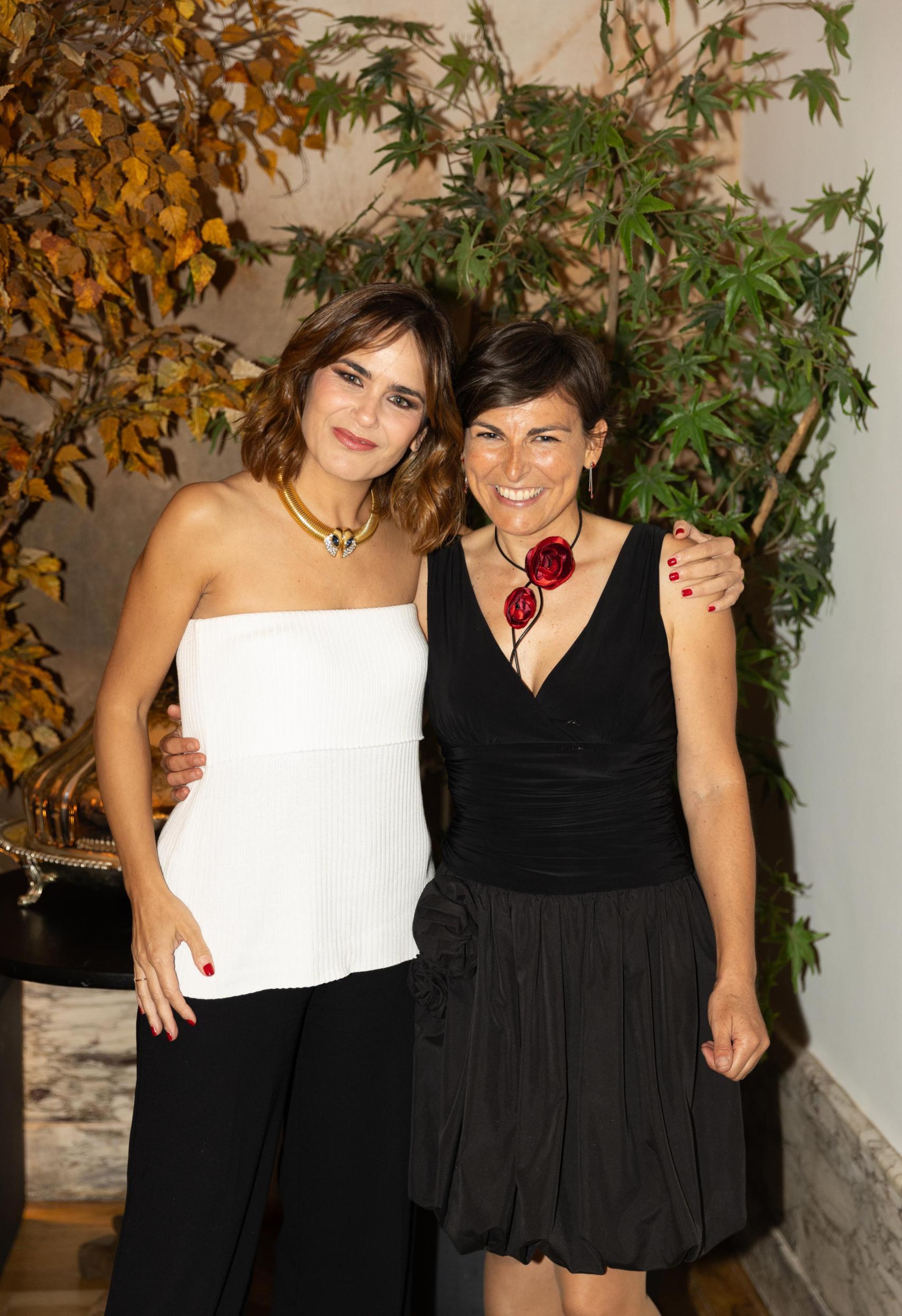 Elena Sánchez junto a Almudena Sánchez