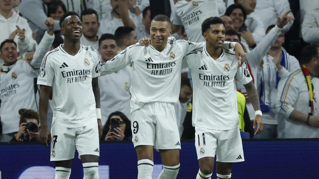 Vinicius, Mbappé and Rodrygo celebrate a goal with Real Madrid