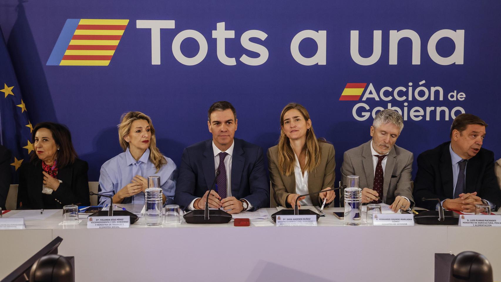 Última hora política, en directo | Sánchez llega a Valencia entre gritos de apoyo y protesta y se reúne con alcaldes de las zonas afectadas por la dana