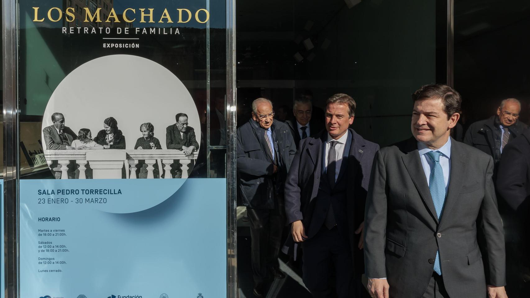 Mañueco destaca en Burgos el legado de los hermanos Machado y su mensaje de "fraternidad entre españoles"