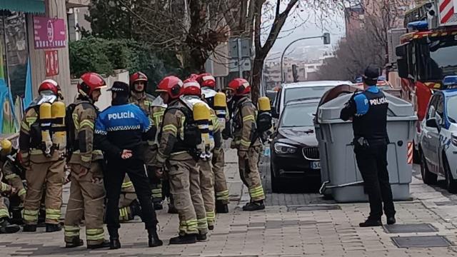 Falsa alarma por un supuesto escape de gas en Parquesol: una docena de bomberos movilizado