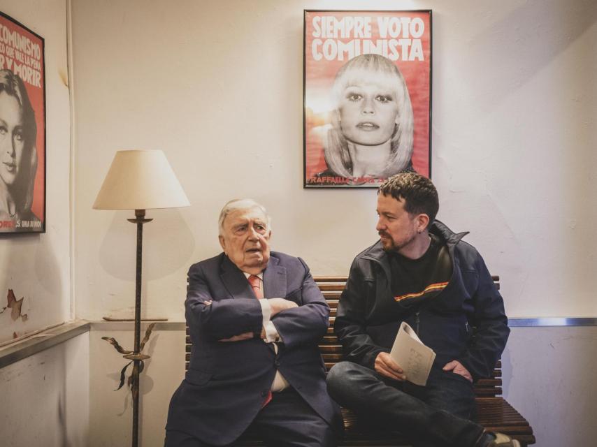 Iglesias y Anson, minutos antes de comenzar el debate.