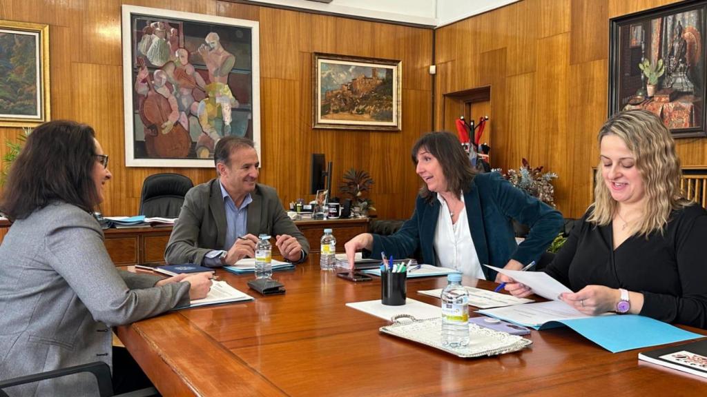 Los portavoces de los grupos municipales en la junta de esta mañana, en el Ayuntamiento de Zaragoza.