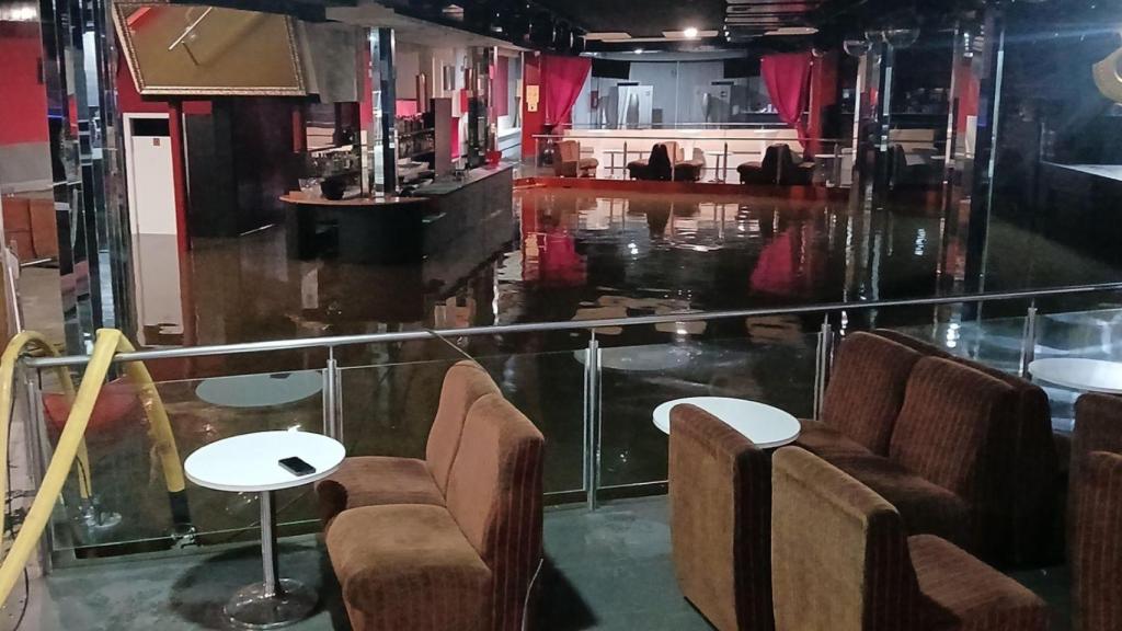 Inundación en una discoteca de Santa Comba